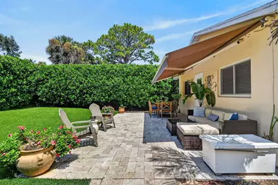 2401 Country Oaks, Palm Beach Gardens, FL 33410 - Photo 38