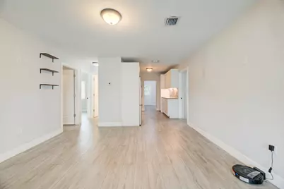 2633 NE 16th Avenue, Pompano Beach, FL 33064 - Photo 8