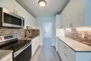 2633 NE 16th Ave, Pompano Beach, FL 33064 - Photo 1