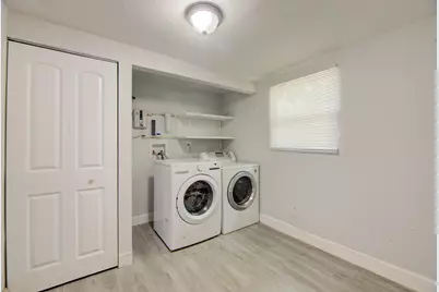 2633 NE 16th Avenue, Pompano Beach, FL 33064 - Photo 2