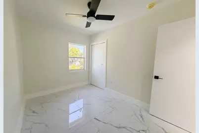 15740 NW 18th Avenue, Opa Locka, FL 33054 - Photo 10