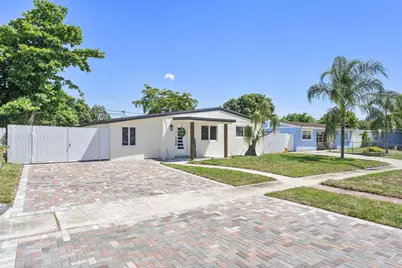 416 Tuskegee Drive, Lake Worth, FL 33462 - Photo 2