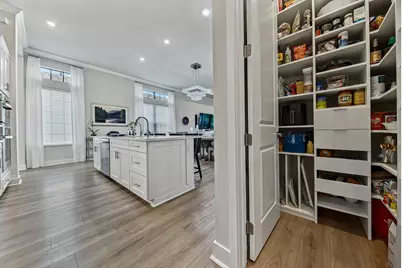 8047 Juniper Drive, Parkland, FL 33067 - Photo 18