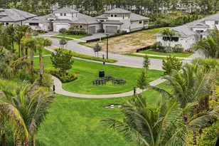 9525 St Germain Dr, Palm Beach Gardens, FL 33412 - Photo 48