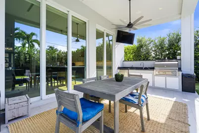 334 NE 3rd Court, Boca Raton, FL 33432 - Photo 6
