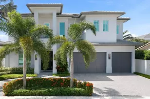 334 NE 3rd Ct, Boca Raton, FL 33432 - Photo 1