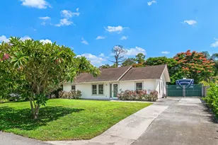 7442 Canal Dr, Lake Worth, FL 33467 - Photo 2