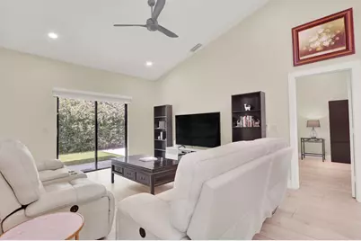 13483 Fountain View Boulevard, Wellington, FL 33414 - Photo 6