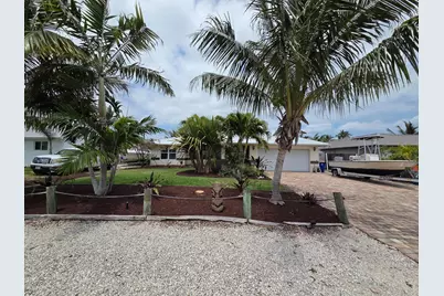 5501 SE Nassau Terrace, Stuart, FL 34997 - Photo 2