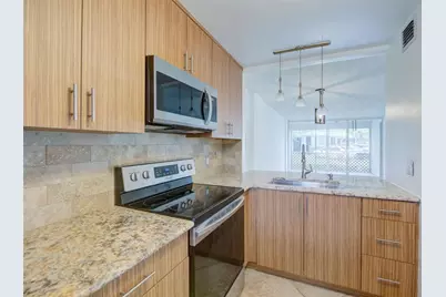 113 Royal Park Drive #1H, Oakland Park, FL 33309 - Photo 4