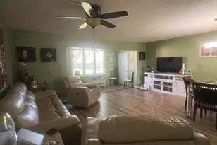 702 Lori Dr, Palm Springs, FL 33461 - Photo 4