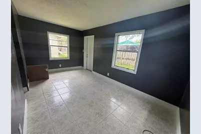 2960 Chickamauga Avenue, West Palm Beach, FL 33409 - Photo 10