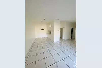 18340 Mediterranean Boulevard #2806, Hialeah, FL 33015 - Photo 4