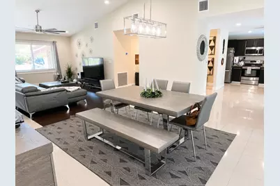 10601 NW 7th Place, Coral Springs, FL 33071 - Photo 4