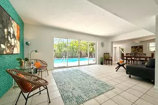 1532 NE 27th Dr, Wilton Manors, FL 33334 - Photo 2