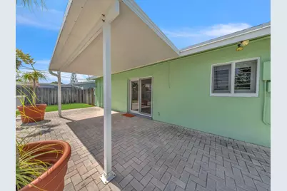 310 SE 8th Court, Pompano Beach, FL 33060 - Photo 30