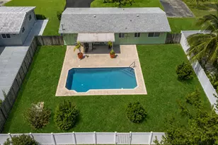 310 SE 8th Ct, Pompano Beach, FL 33060 - Photo 40