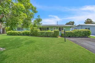 310 SE 8th Ct, Pompano Beach, FL 33060 - Photo 2
