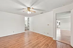 2541 N Carambola Circle N, Coconut Creek, FL 33066 - Photo 16