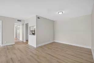 1114 Green Pine Blvd, West Palm Beach, FL 33409 - Photo 4