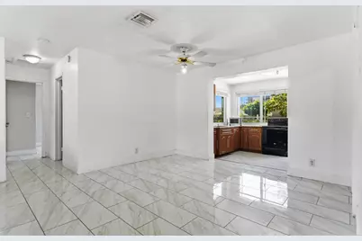 2748 SW 46th Court, Dania Beach, FL 33312 - Photo 10