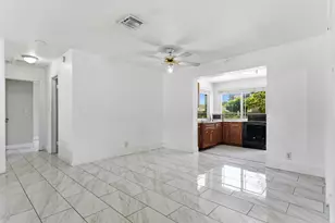 2748 SW 46th Ct, Dania Beach, FL 33312 - Photo 10