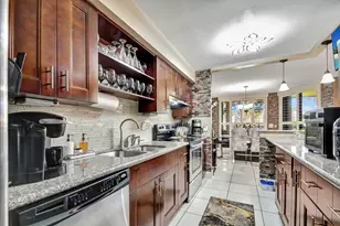 4702 Fountains Dr S, Lake Worth, FL 33467 - Photo 4