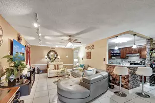 4702 Fountains Dr S, Lake Worth, FL 33467 - Photo 10