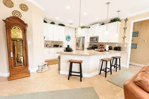 367 SW Vista Lake Dr, Port Saint Lucie, FL 34953 - Photo 8