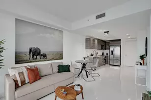 121 NE 34th St, Miami, FL 33137 - Photo 8