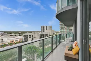 121 NE 34th St, Miami, FL 33137 - Photo 24