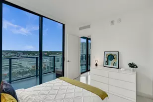 121 NE 34th St, Miami, FL 33137 - Photo 4