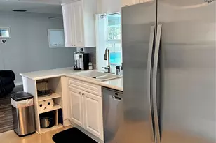 1098 NW 15th Ave, Boca Raton, FL 33486 - Photo 12