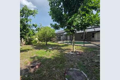 981 SW McCracken Avenue, Port Saint Lucie, FL 34953 - Photo 18
