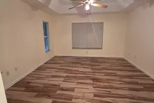 981 SW McCracken Ave, Port Saint Lucie, FL 34953 - Photo 6