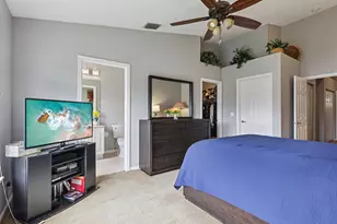 9070 Tremezzo Ln, Boynton Beach, FL 33472 - Photo 16