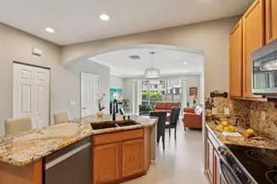 9070 Tremezzo Ln, Boynton Beach, FL 33472 - Photo 4