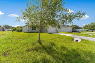 8526 102nd Ct, Vero Beach, FL 32967 - Photo 6