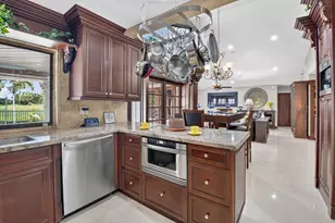 663 Deer Creek Hollows Circle, Deerfield Beach, FL 33442 - Photo 14