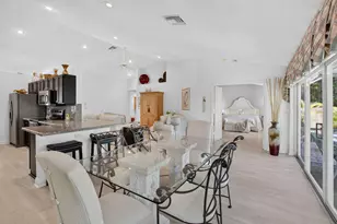 13275 Royale Sabal Ct, Delray Beach, FL 33484 - Photo 10