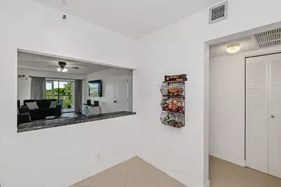 9235 SW 8th Street #502, Boca Raton, FL 33428 - Photo 16