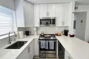 548 Durham S, Deerfield Beach, FL 33442 - Photo 2