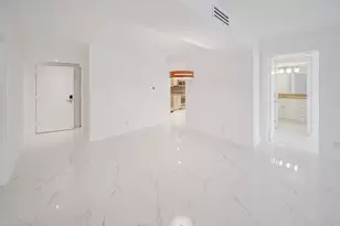 16300 Golf Club Rd, Weston, FL 33326 - Photo 6