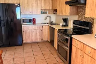 316 Orange Tree Dr, Atlantis, FL 33462 - Photo 4