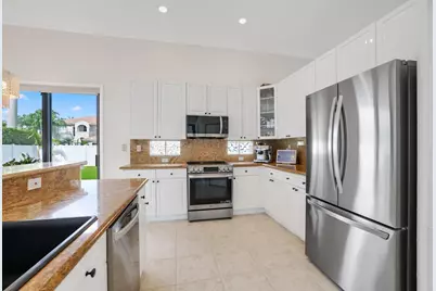 6373 Shadow Creek Village Circle, Lake Worth, FL 33463 - Photo 10