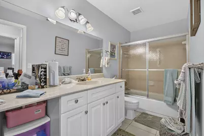 4450 Lucerne Villas Lane, Lake Worth, FL 33467 - Photo 16