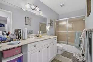 4450 Lucerne Villas Ln, Lake Worth, FL 33467 - Photo 16