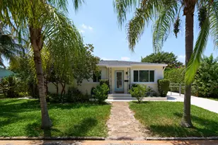 222 Bayberry Dr, Lake Park, FL 33403 - Photo 4