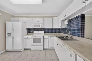 184 Mastic Tree Ct, Royal Palm Beach, FL 33411 - Photo 10