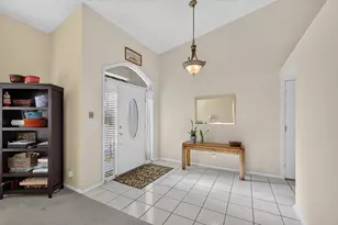 1011 Woodfield Cir, Palm Beach Gardens, FL 33418 - Photo 10